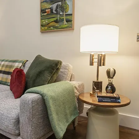 Castlestone Holiday Cottages & Countryhouses Apartamento *