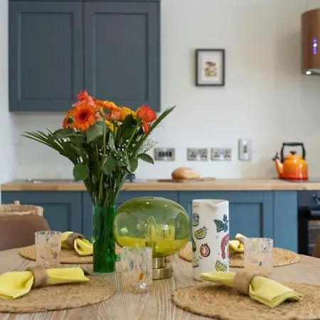 Castlestone Holiday Cottages & Countryhouses Apartamento Naas