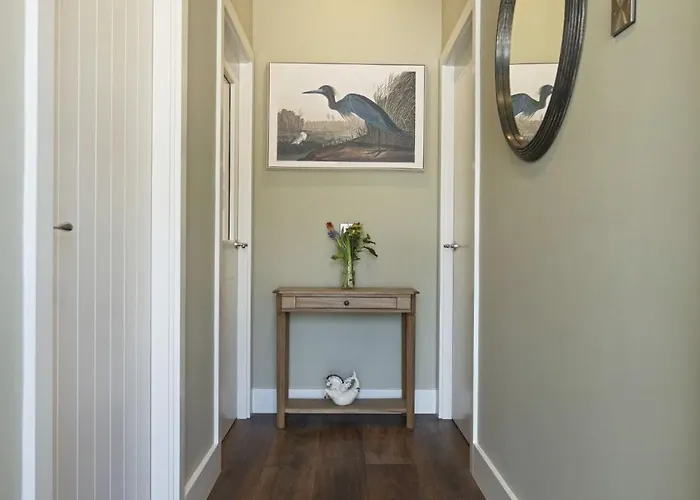 Castlestone & 纳斯