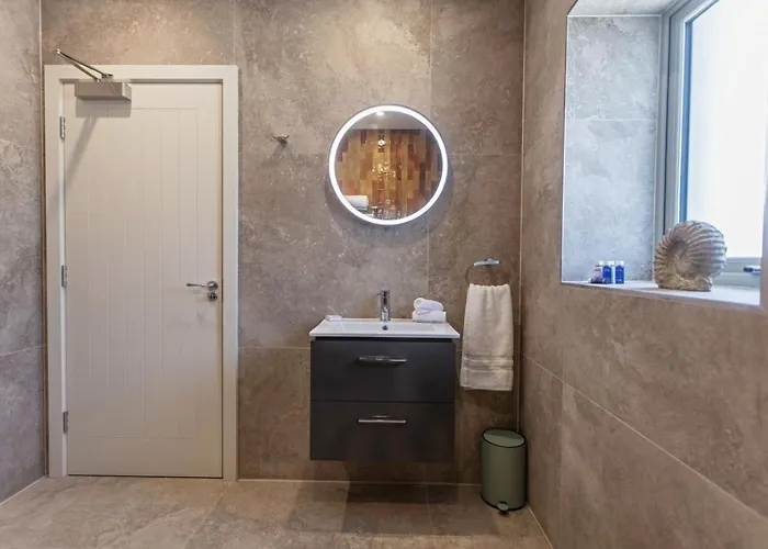 公寓 Castlestone & *