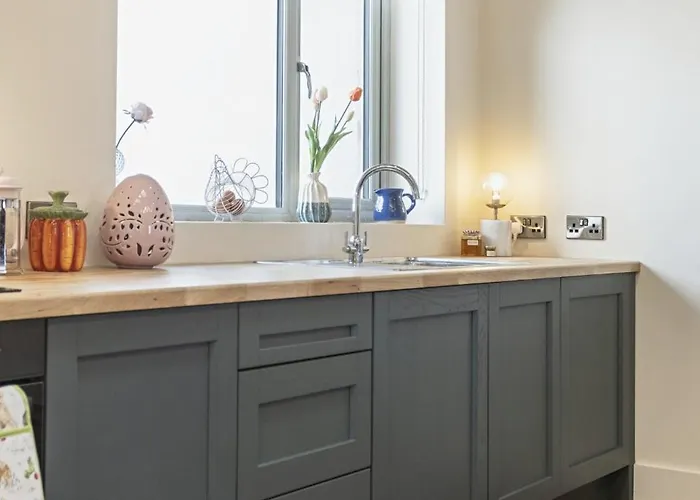 Castlestone & * 纳斯