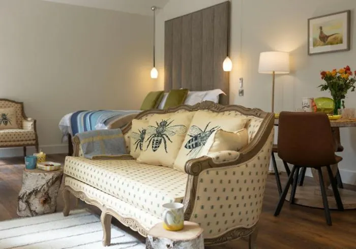 Apartament Castlestone & Naas