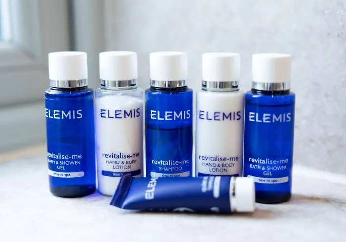 Apartament Castlestone &