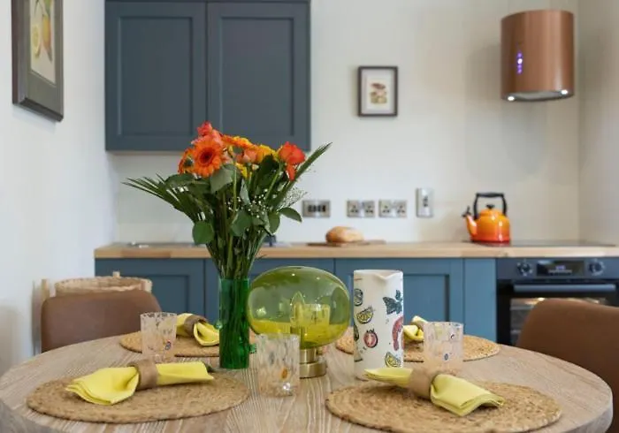 Castlestone & Apartament Naas